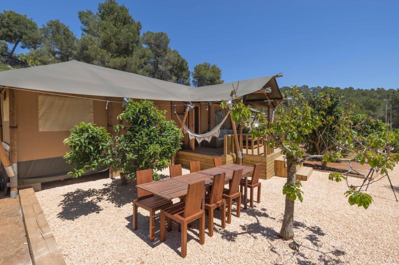 Oasis Villas Complex Cala Llonga  Exterior foto
