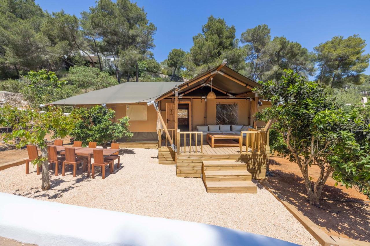 Oasis Villas Complex Cala Llonga  Exterior foto