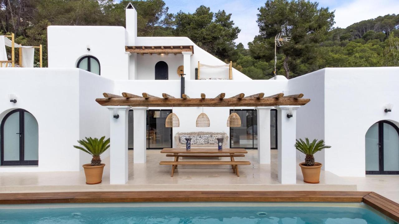 Oasis Villas Complex Cala Llonga  Exterior foto